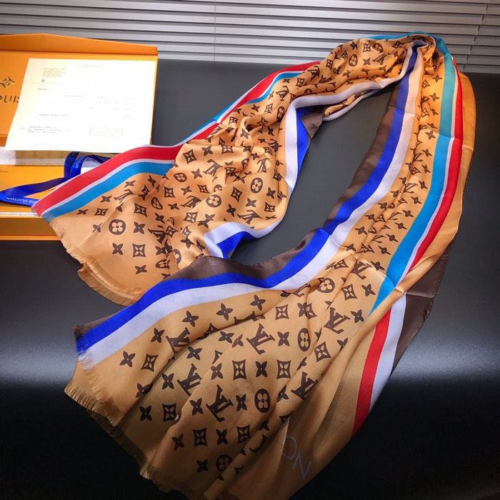 Louis Vuitton Scarf LVS00114